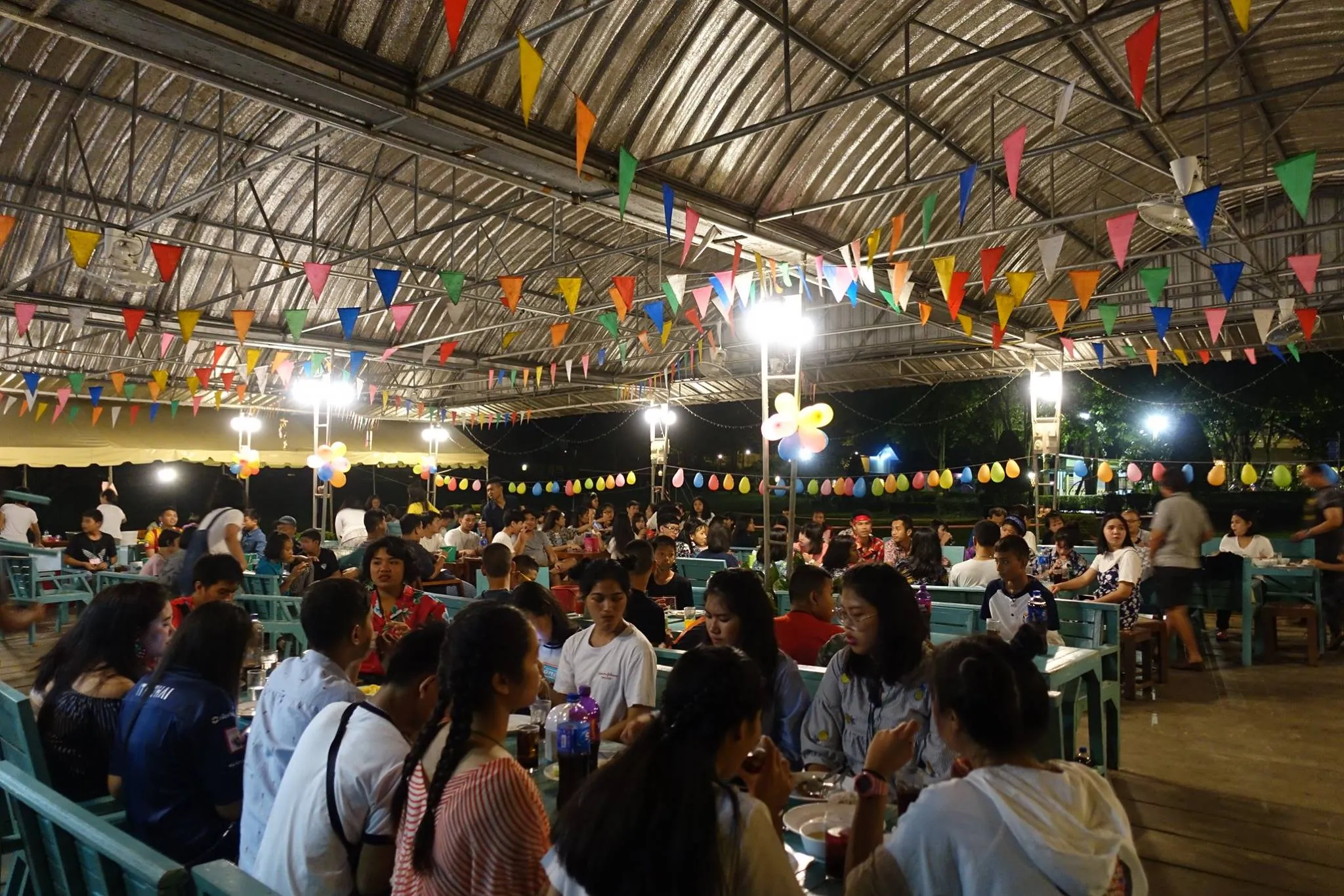 โรงเรียนพรตพิทยพยัต - ค่ายวิทยาศาสตร์ 130 ท่าน ที่ผึ้งหลวง แคมป์กราวด์ แก่งหินเพิง ปราจีนบุรี