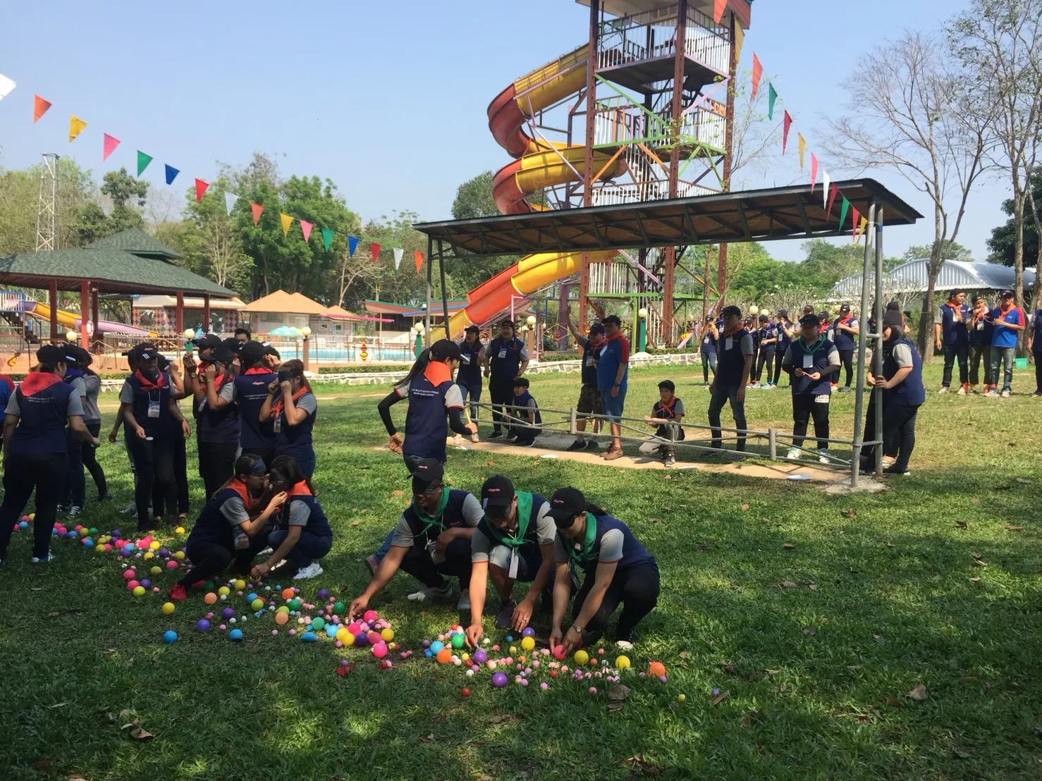 สยาม ซานิเทค - อบรม & ทีมบิลดิ้ง 150 ท่าน ที่ผึ้งหลวง แคมป์กราวด์ แก่งหินเพิง ปราจีนบุรี
