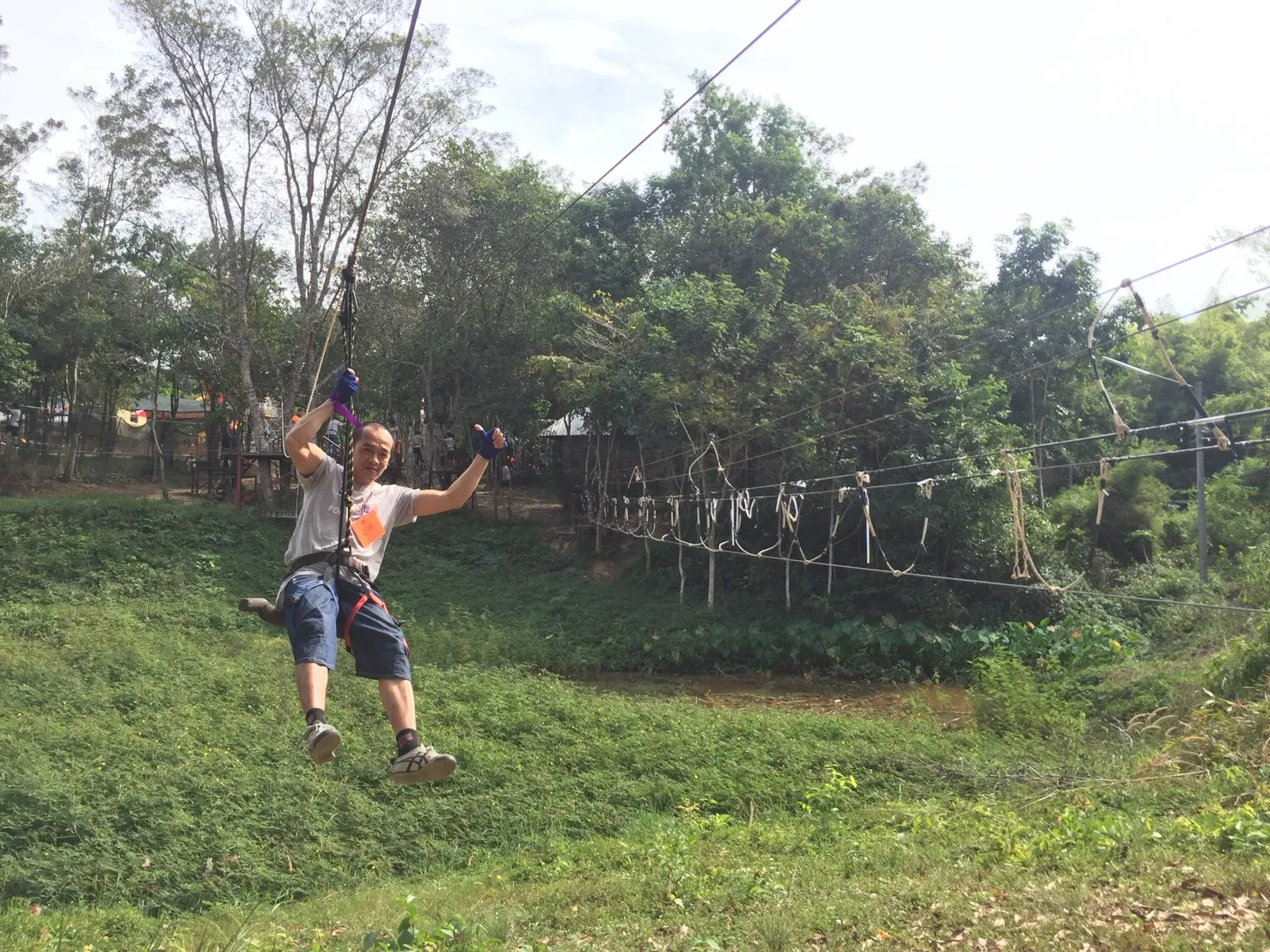 บริษัท TV24 - สัมมนา & Team Building ที่ผึ้งหลวง แคมป์กราวด์ แก่งหินเพิง ปราจีนบุรี