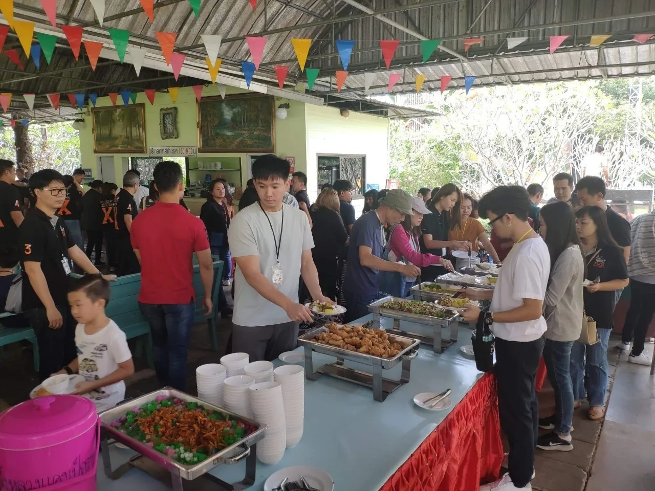 โครงการพัฒน์ PLUS+ อบรมผู้ประกอบการ SME 200 ท่าน ที่ผึ้งหลวง แคมป์กราวด์ แก่งหินเพิง ปราจีนบุรี