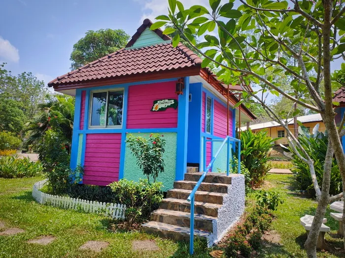 บ้านผึ้งหวาน โซน A (2–3 ท่าน) — ผึ้งหลวง แคมป์กราวด์